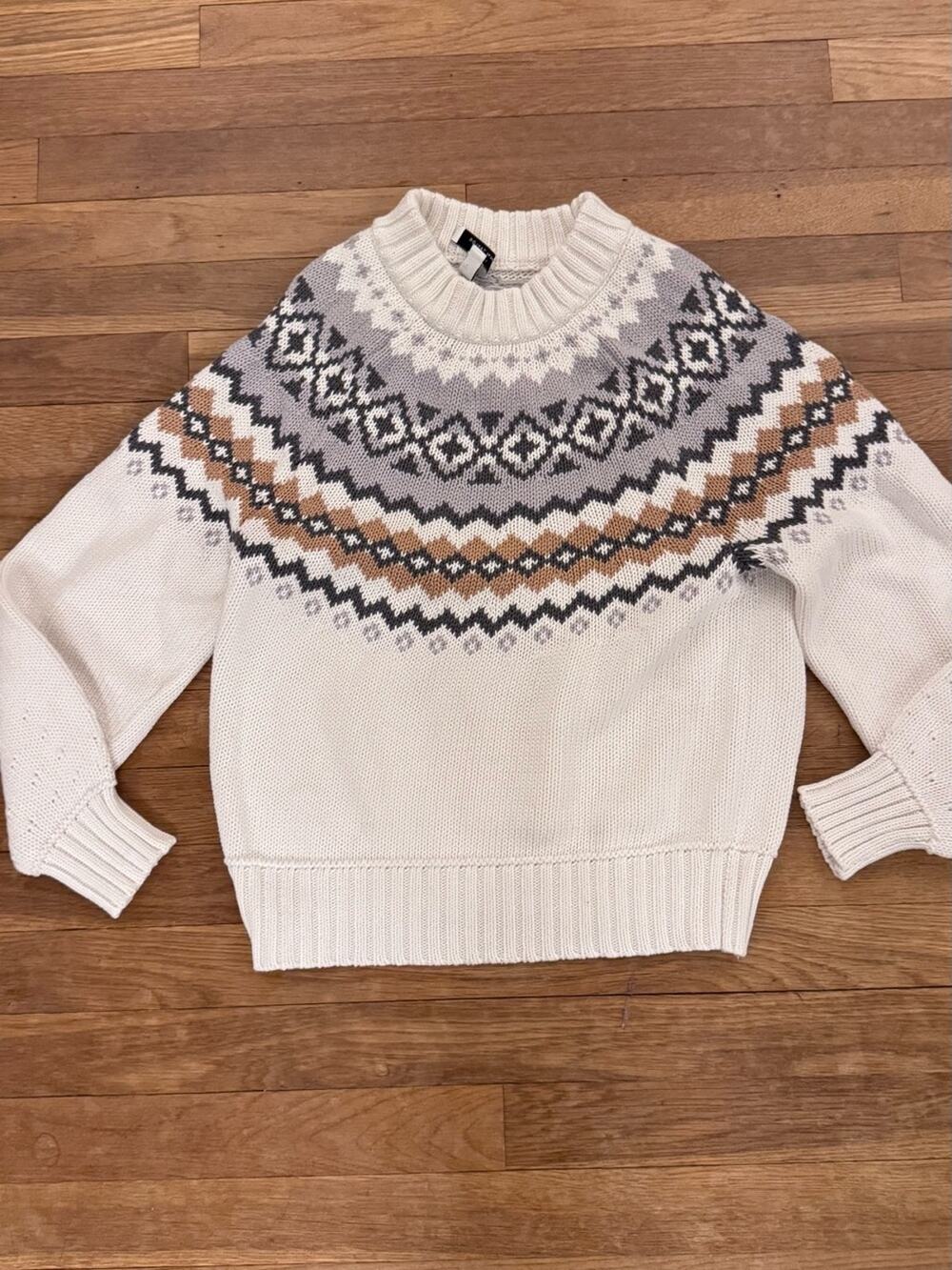Ann Taylor Women's Fair Isle Crew Neck Sweater - Size XS
b10